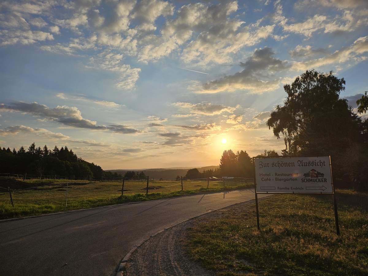 Sonnenaufgang auf der Tromm